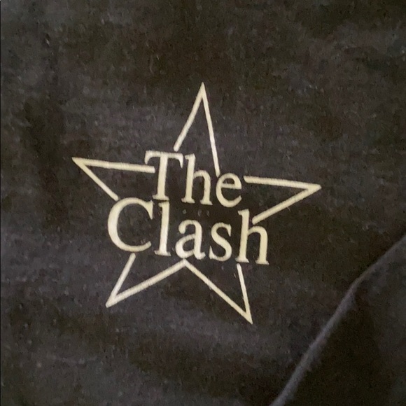 Authentic unisex The Clash tee❤️HP❤️ - Picture 2 of 10